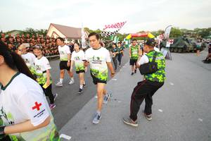 BIB: 
                            <button type="button" onclick="openModal(3530994)" class="btn btn-primary btn-sm float-right btn-popup" data-toggle="modal" data-target=".modal-high-quality">
                        <i class="fas fa-shopping-cart"></i> Add to Cart
                    </button>
                                            <button type="button" onclick="isThisMe(3530994, true)" class="btn btn-success btn-sm float-right btn-popup btn-isme hidden" data-toggle="tooltip" data-placement="bottom" title="นี่คือรูปของคุณใช่ไหม คลิกที่นี่เพื่อเอาเข้าอัลบั้ม">
                        <i class="fas fa-plus"></i> Add to album
                    </button>
                    <button type="button" onclick="isThisMe(3530994, false)" class="btn btn-warning btn-sm float-right btn-popup btn-isnotme hidden">
                        <i class="fas fa-ban"></i> Remove from album
                    </button>